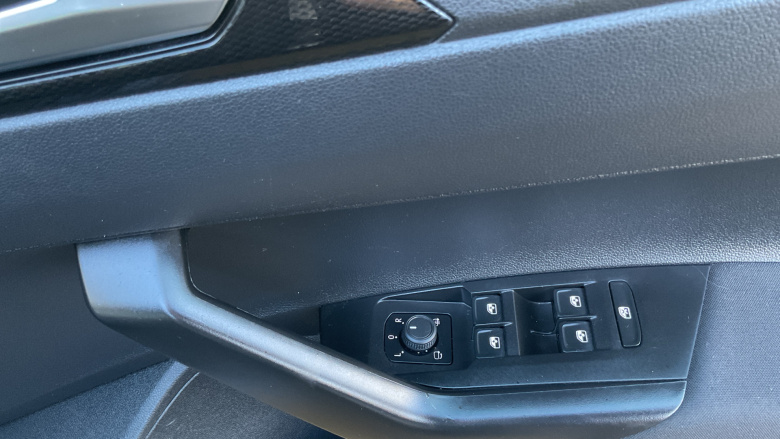 Volkswagen Polo 1.0 TSI Life 5dr DSG Petrol Hatchback